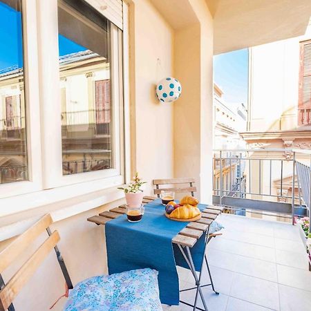 Cosy Flat With Private Balcony - Historic Center By Rems Lägenhet Málaga Exteriör bild