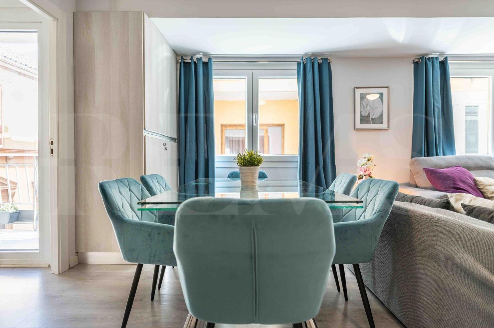 Cosy Flat With Private Balcony - Historic Center By Rems Lägenhet Málaga Exteriör bild